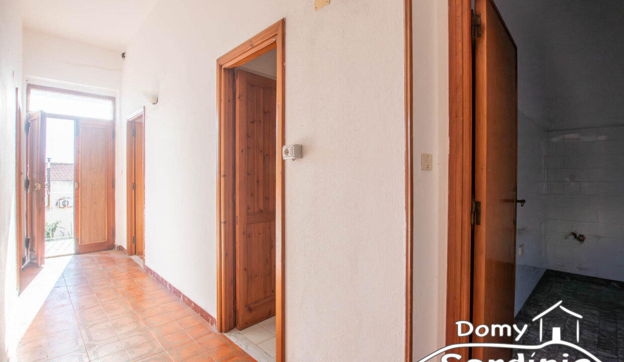 Apartmán na prodej na Sardinii-45