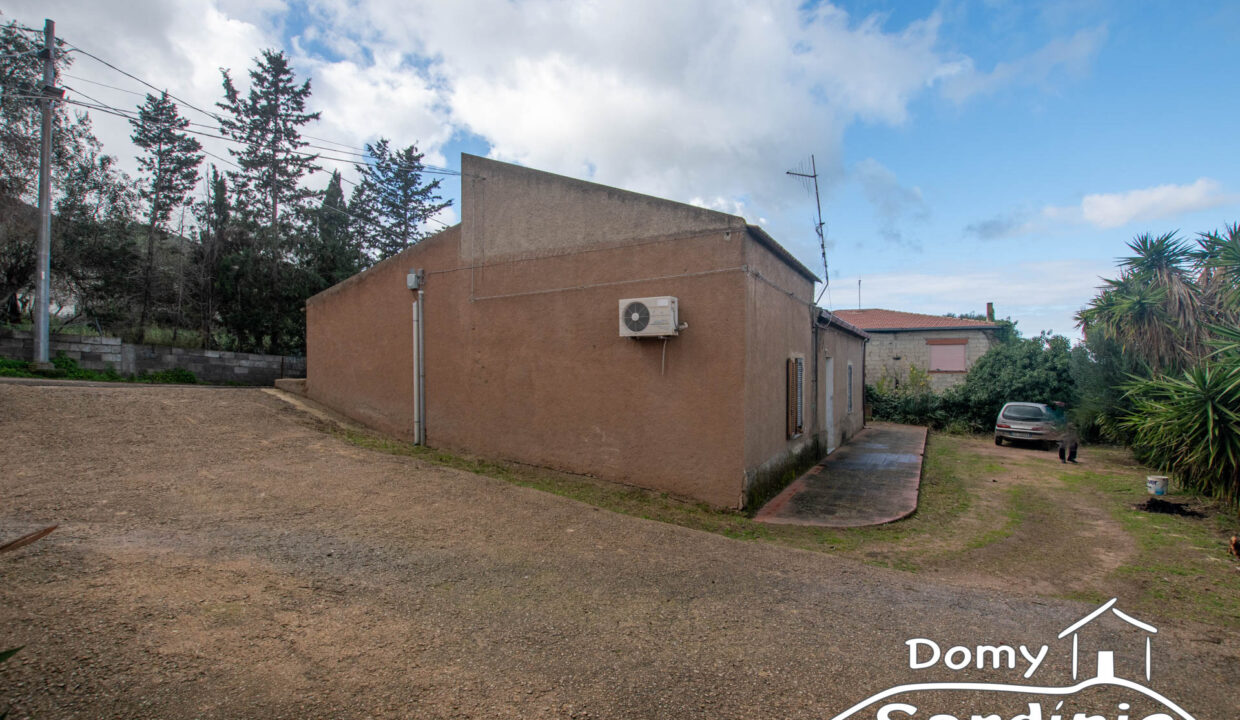 House for sale in Sardinia-32