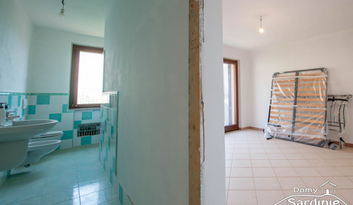 Vila na prodej na Sardinii-60