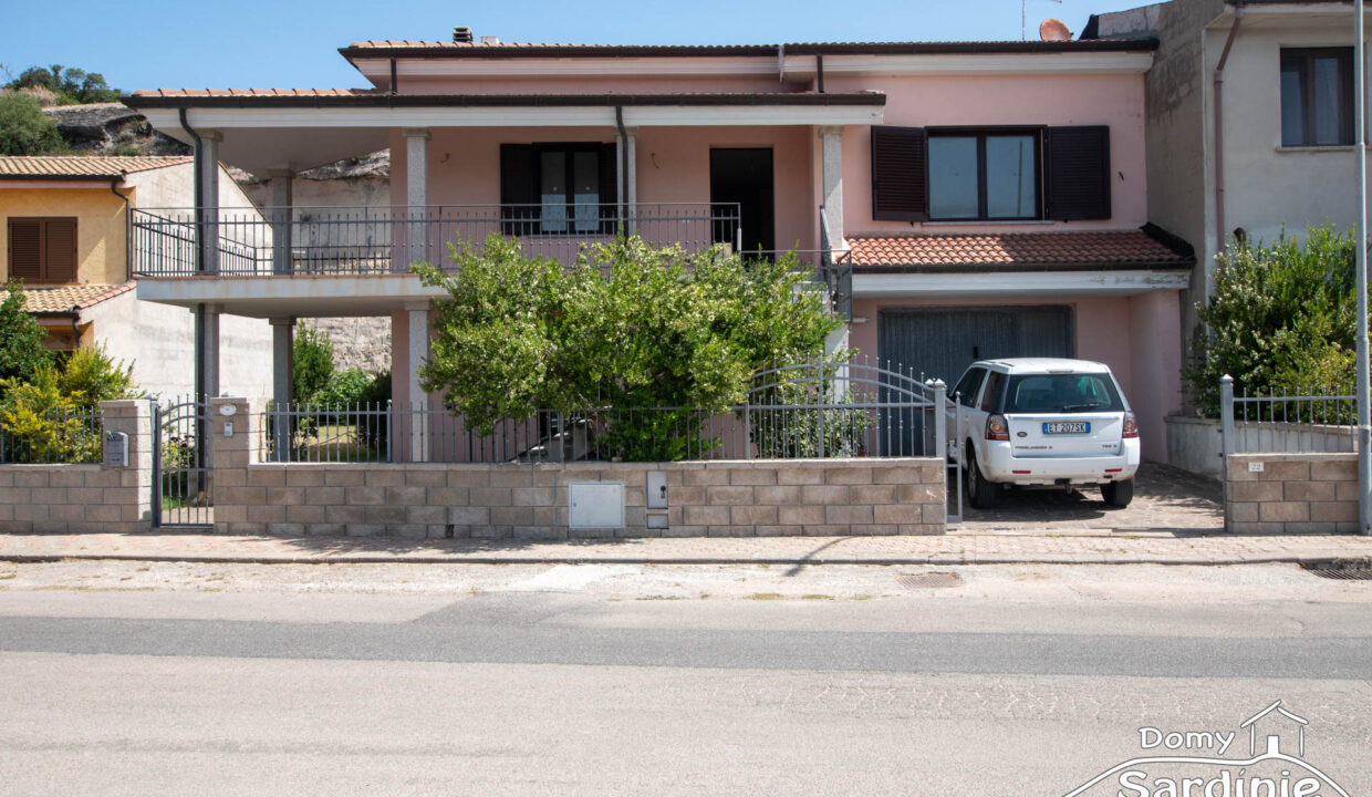 Vila na prodej na Sardinii-82