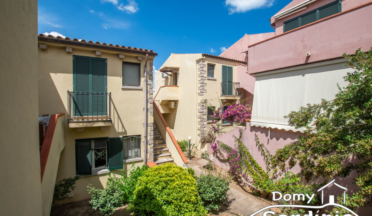 Apartment for sale in Badesi-44